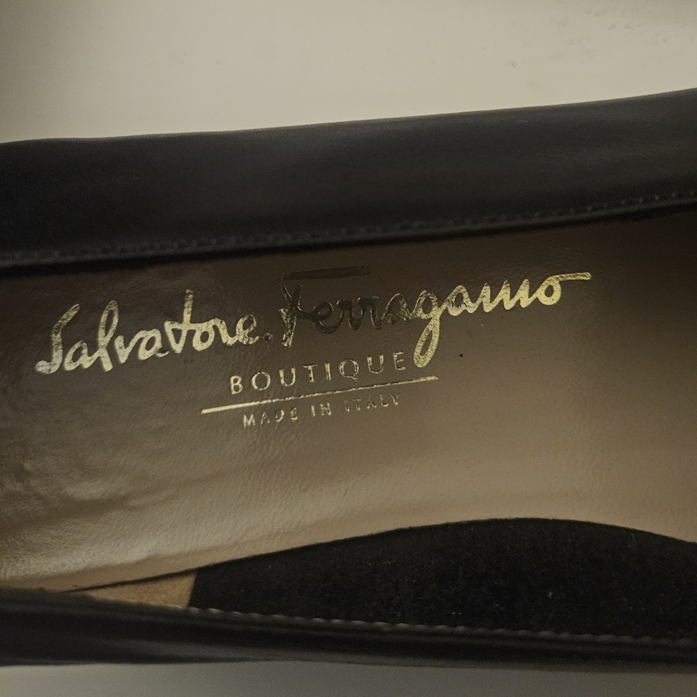 Salvatore Ferragamo Black Women's Loafers - Picture 5 of 8